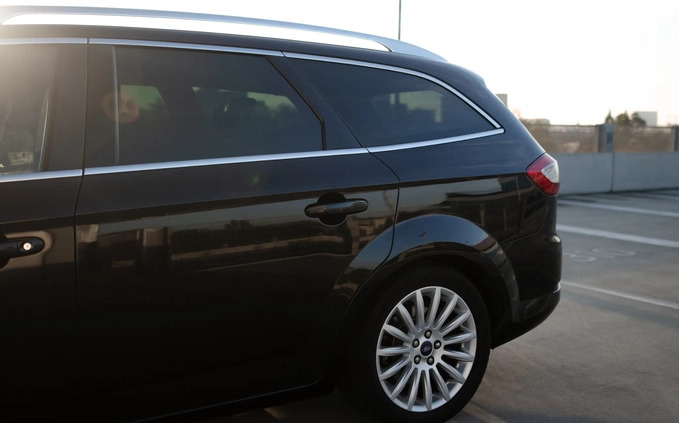 Ford Mondeo cena 30900 przebieg: 297000, rok produkcji 2012 z Łódź małe 781